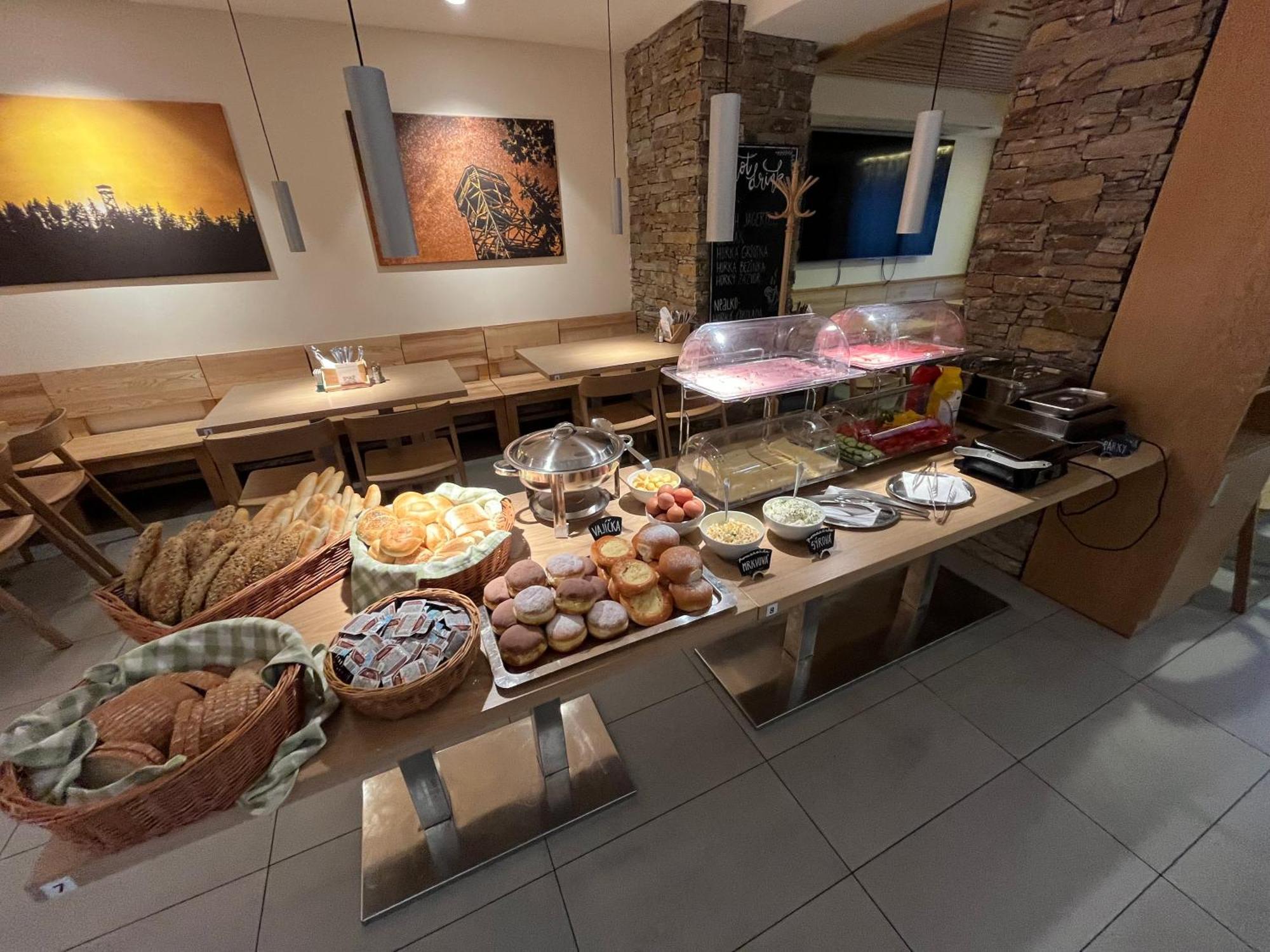 Dolní Morava Hotel Jirinka מראה חיצוני תמונה