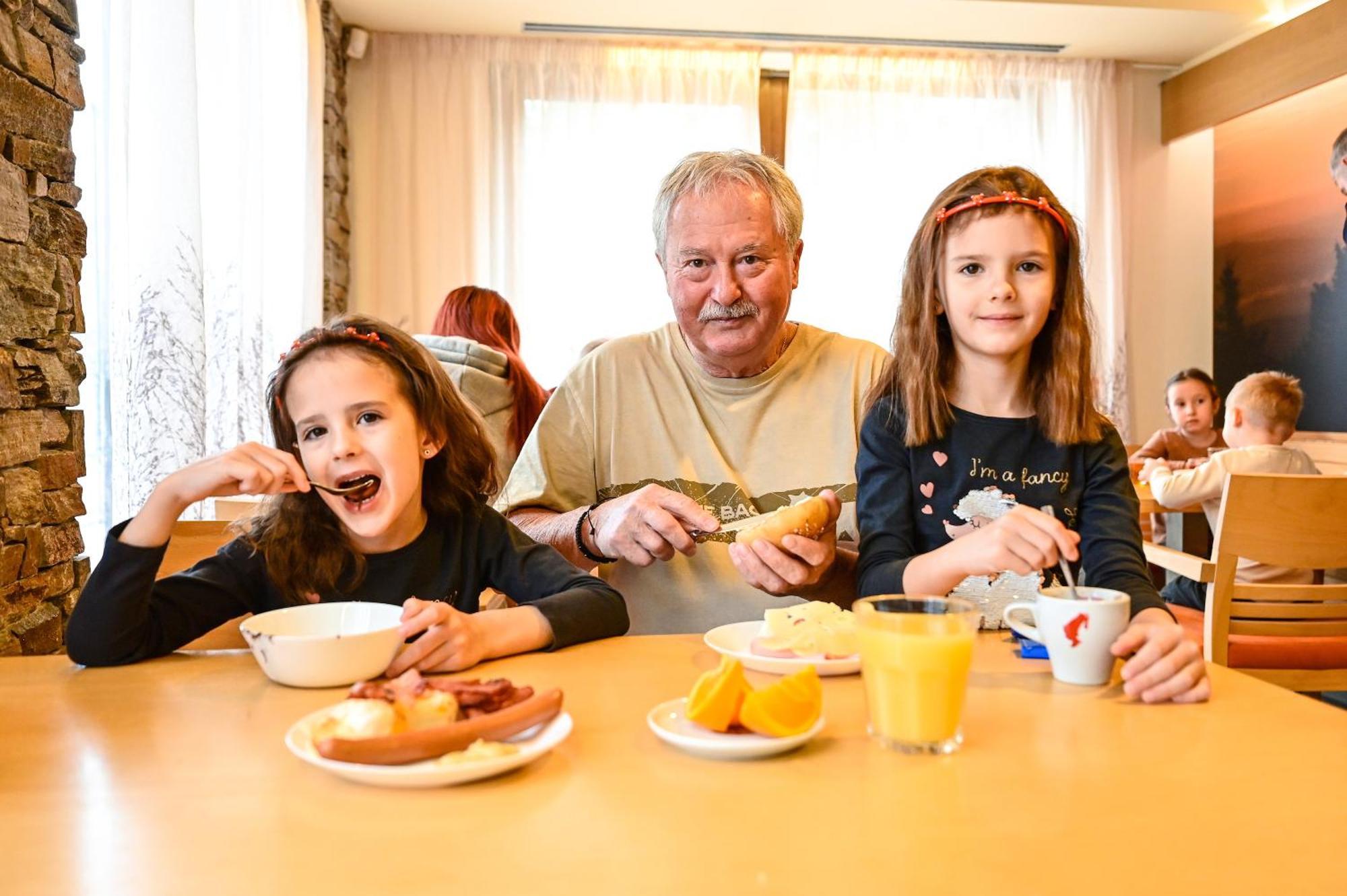 Dolní Morava Hotel Jirinka מראה חיצוני תמונה